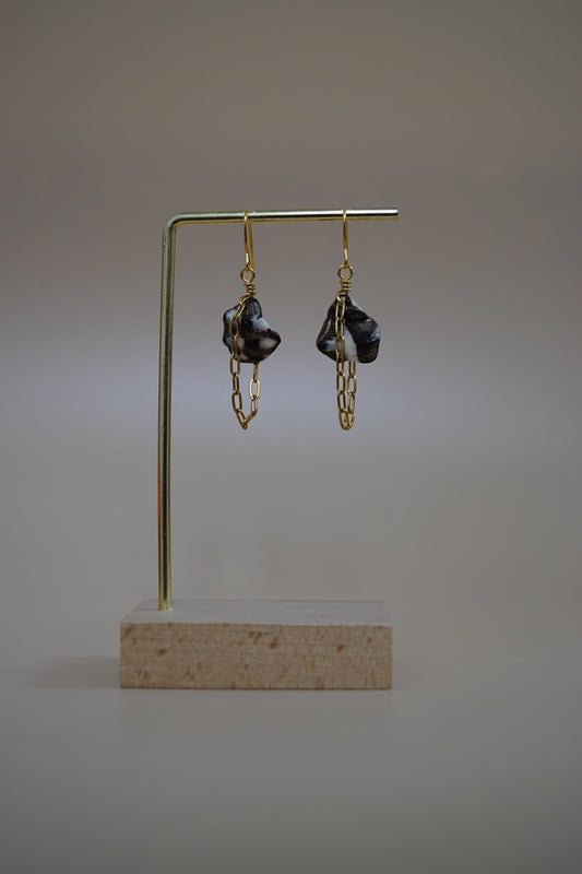 Tylothais Shell Chain Earrings