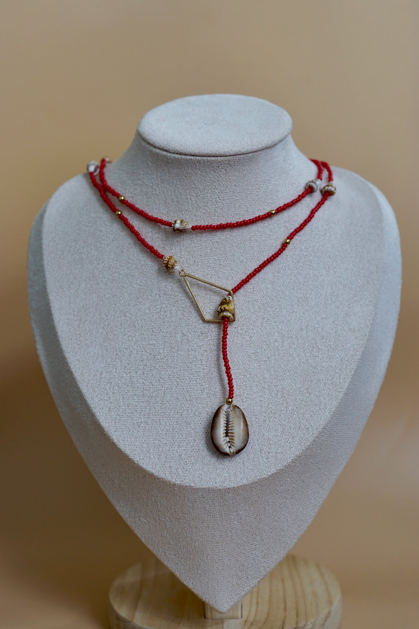 Crimson Cowrie Lariat Necklace